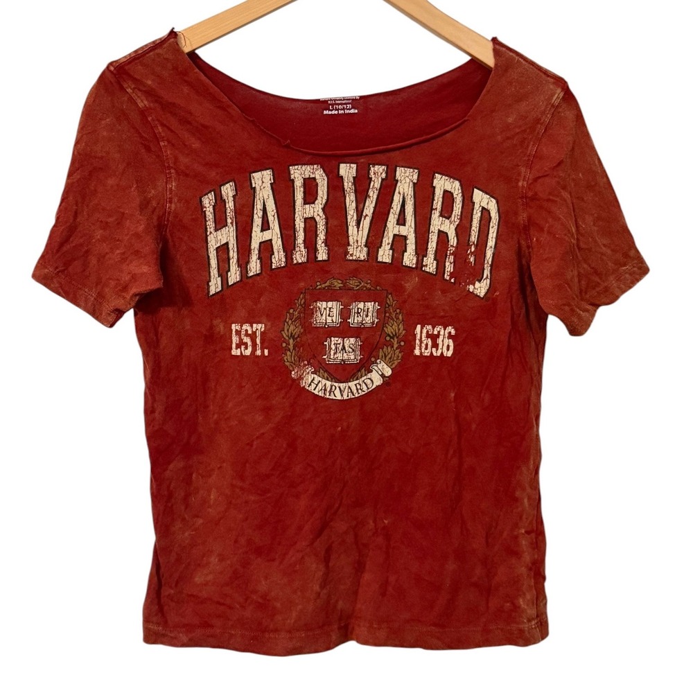 Harvard University Distressed Graphic Tee Shirt Womens Size L Red Y2K Collegiate